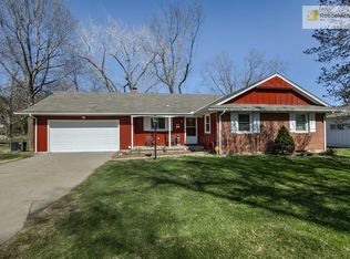 5913 Hunter St, Raytown, MO 64133