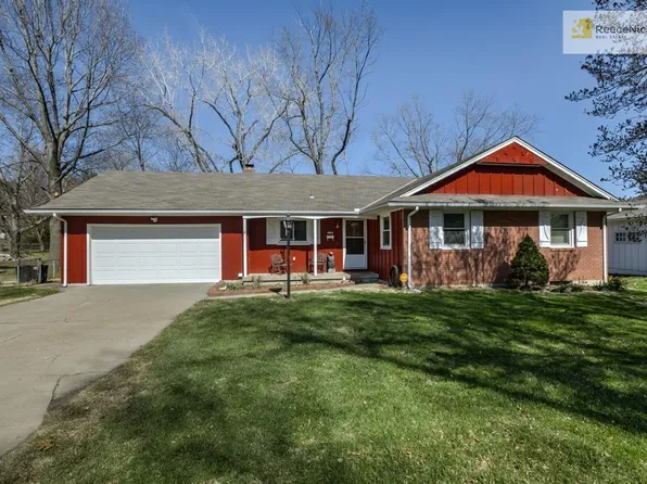 5913 Hunter St, Raytown, MO 64133