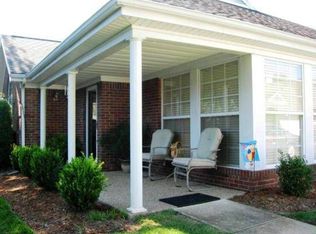 10520 Eagle Pines Ln, Louisville, KY 40223