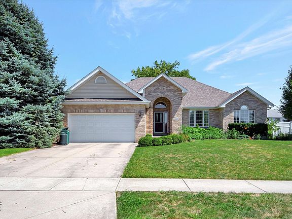 2nd image of 24731 Rosewood Ln