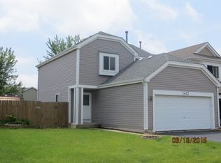 1427 S Pembroke Dr, South Elgin, IL 60177