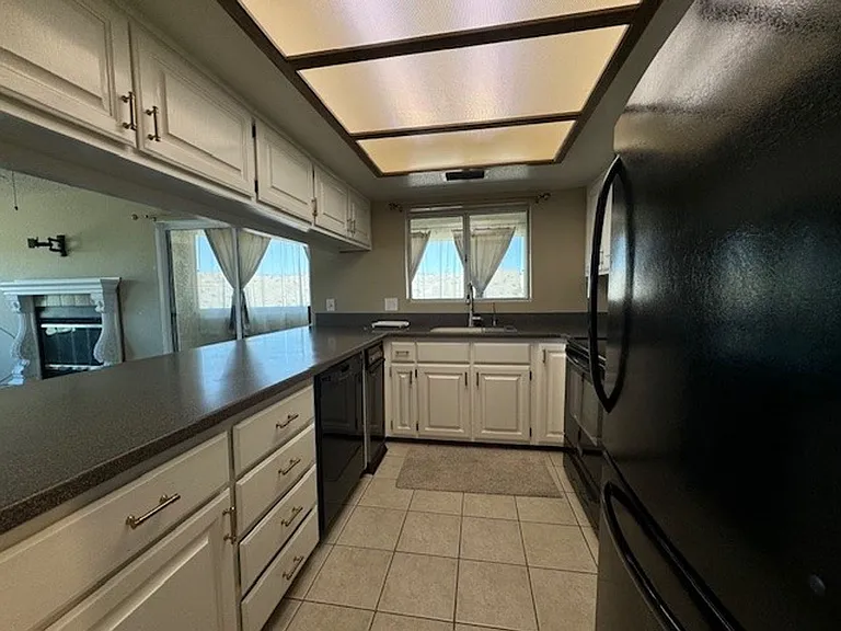 2022 Merrill Ln #10G — Photo 14