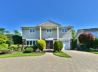 2783 Rita Ct, Bellmore, NY 11710