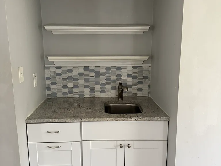 2825 Holiday Point Dr — Photo 13