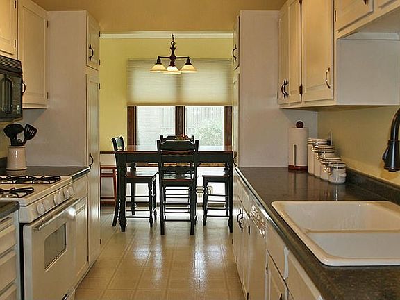 Nice spaces for entertaining your family and friends