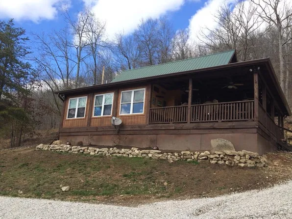 943 Deer Valley Rd, Greenup, KY 41144