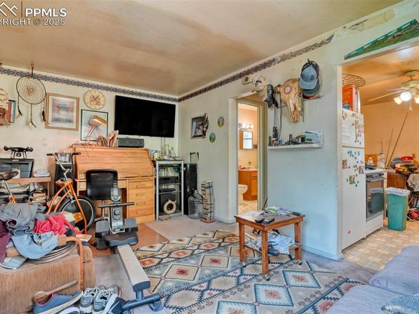 colorado-springs-colorado-13666419 picture