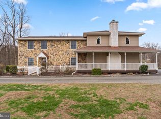 354 Hallman Rd, Douglassville, PA 19518