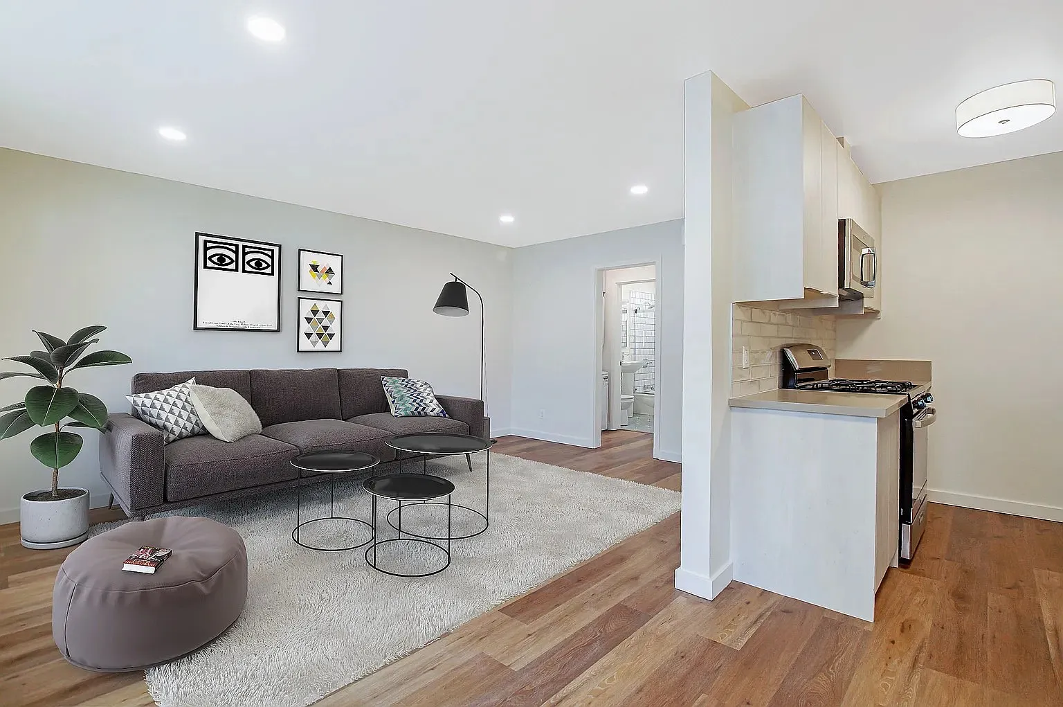 1155 N Madison Ave — Photo 2