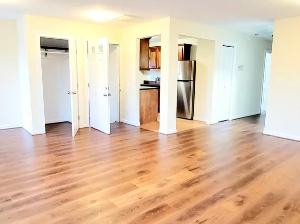 14727 223rd St, Springfield Gardens, NY 11413