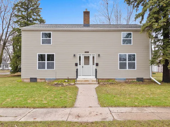 1159 Minahan St, Green Bay, WI 54303