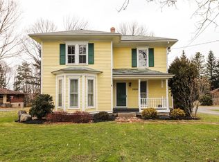 2428 English Rd, Rochester, NY 14616