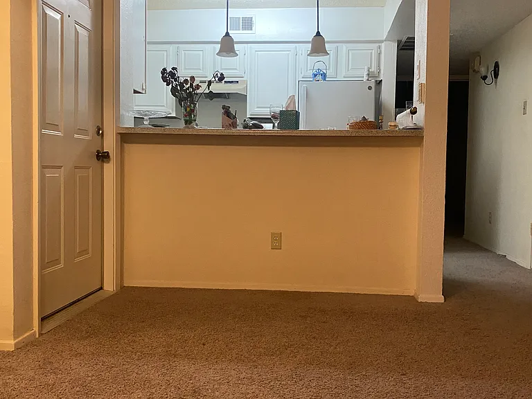 Kitchen dining