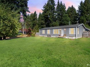19611 17th St SW, Lakebay, WA 98349