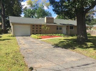 304 Roosevelt Ave, Springfield, MA 01118