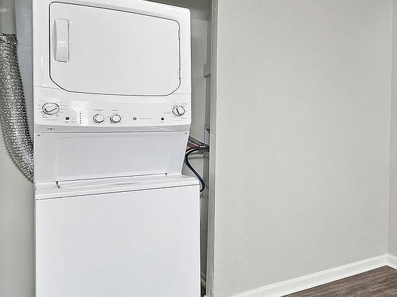 3rd image of 3702 Warwick Blvd #11