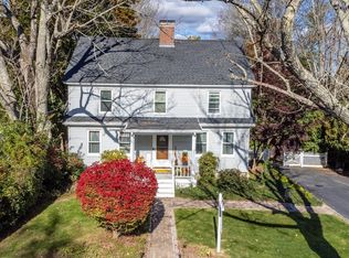13 Sunset Ave, West Bridgewater, MA 02379