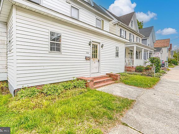 3rd image of 316 W End Ave