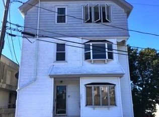 29 Hillside St #3, Fall River, MA 02720