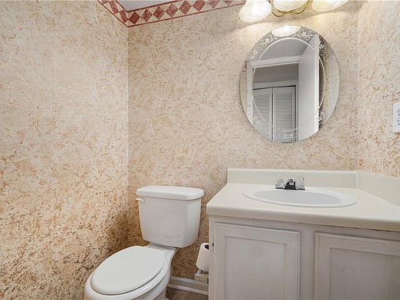 4th image of 6701 Dickens Ferry Rd APT 44