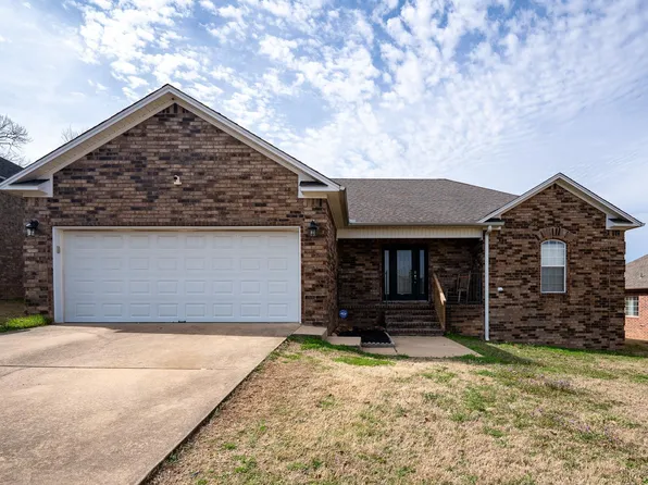 5609 Aviator Dr, Jacksonville, AR 72076