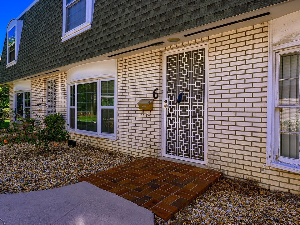 1st image of 317 Glenview Blvd APT 6