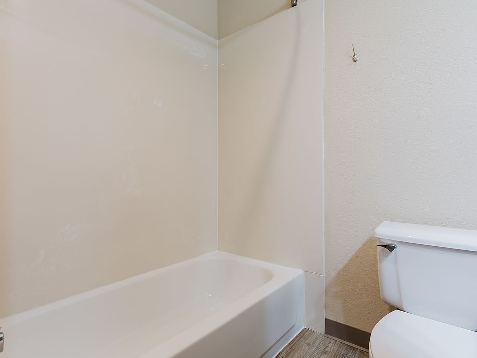 1st image of 519 Village Dr #201