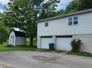 58 Thrasher St, Philippi, WV 26416