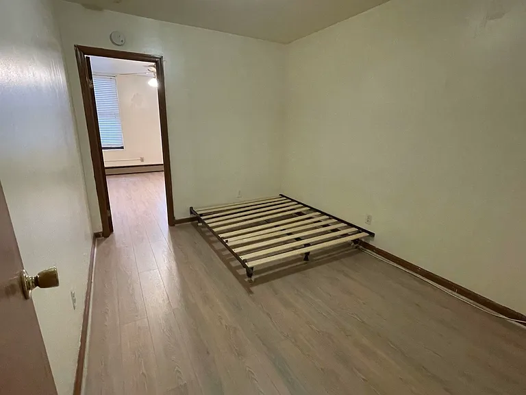 131 Madison St #1L — Photo 3