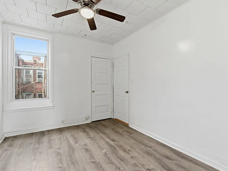 4120 N Darien St — Photo 16
