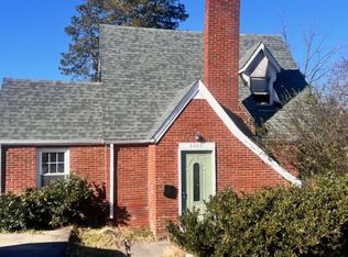 2208 10th St NW, Roanoke, VA 24012