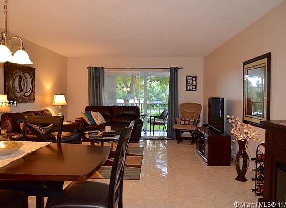 5th image of 5100 Washington St APT 205