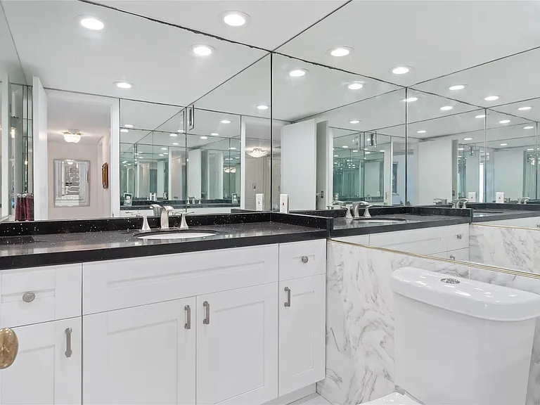 4280 Galt Ocean Dr #5F — Photo 17