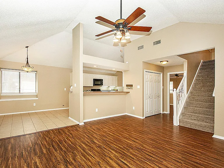 3905 Denham Way — Photo 11