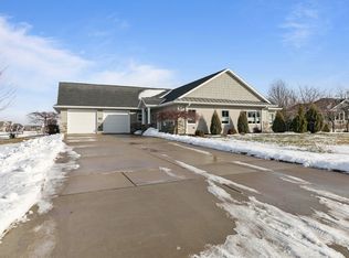 1441 Ava Hope Ct, De Pere, WI 54115
