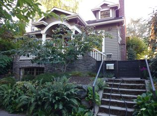 4632 Sunnyside Ave N, Seattle, WA 98103