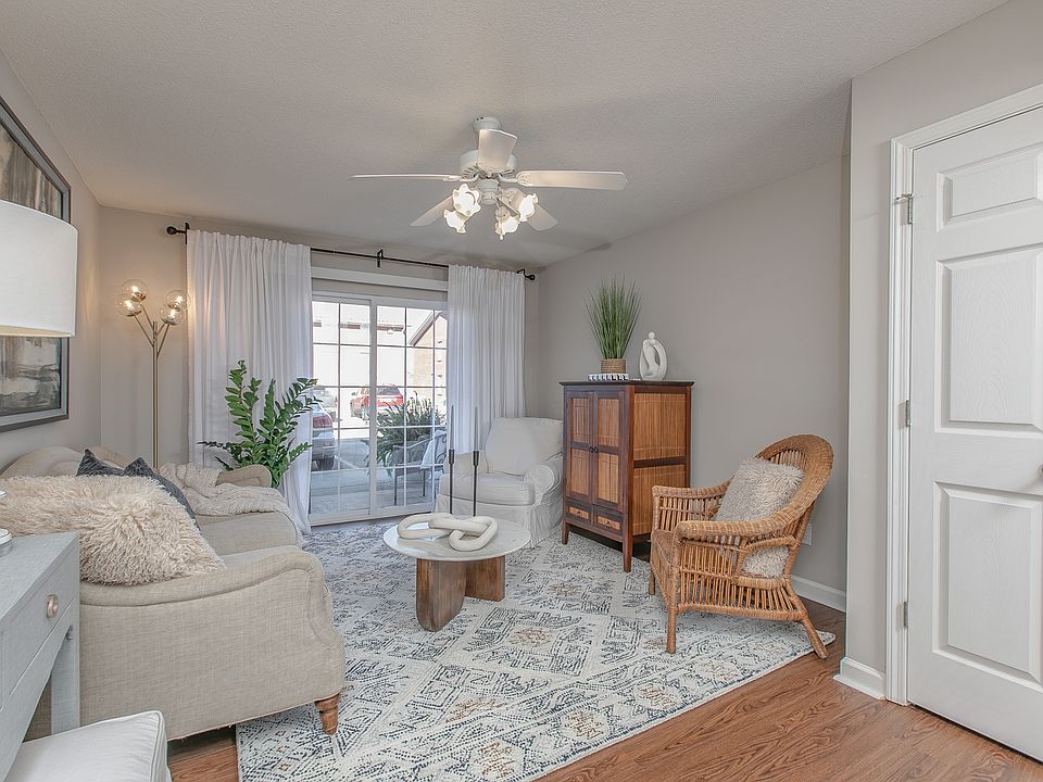 Spacious Living Room
