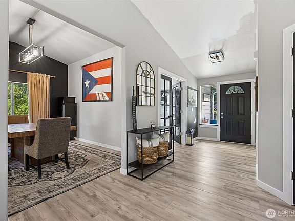 2nd image of 40706 123rd Avenue E