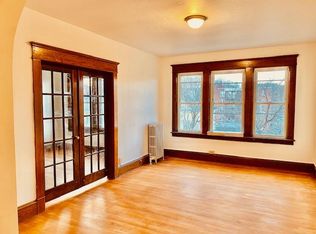182 Oak St #4R, Holyoke, MA 01040