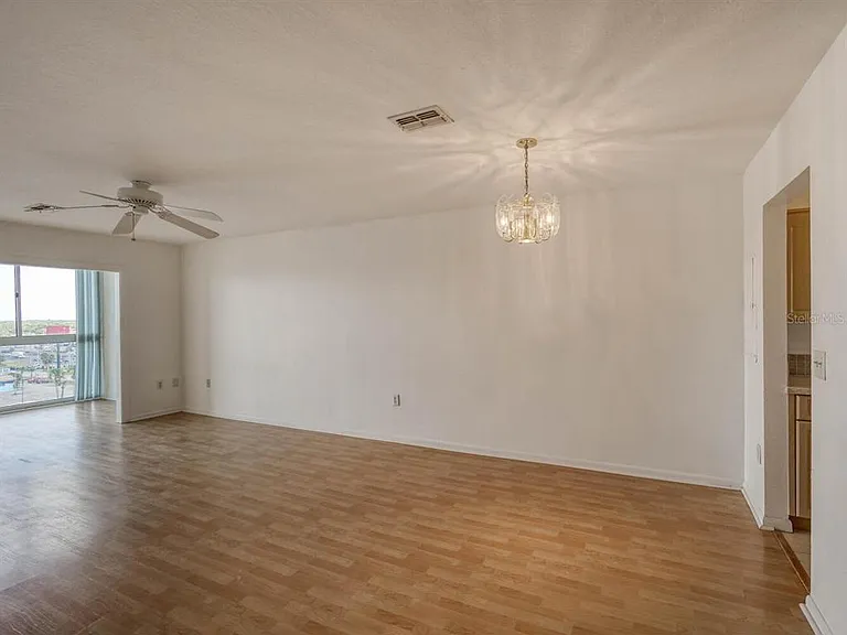 4939 Floramar Ter #912 — Photo 13