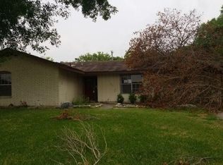 150 Meadow Glen Dr, San Antonio, TX 78227