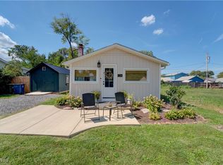 236 Devonshire Rd, Vermilion, OH 44089