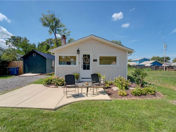 236 Devonshire Rd, Vermilion, OH 44089