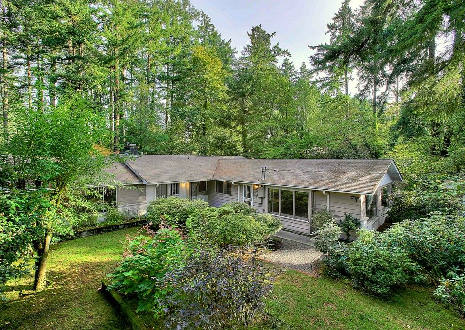 1st image of 12528 Avenue Dubois SW
