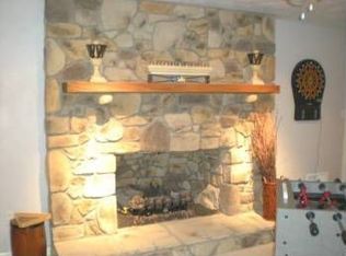 5347 Castle Rock Rd, Roanoke, VA 24018