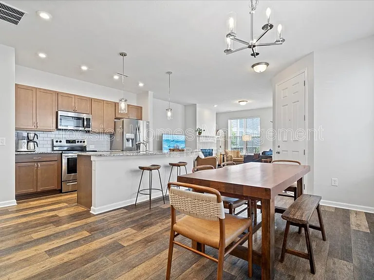 9239 Hawley Dr — Photo 5