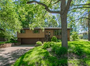 1917 Ridge Ln, Hastings, MN 55033