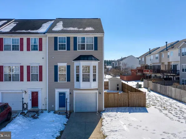 6154 Newton Ln, Bealeton, VA 22712