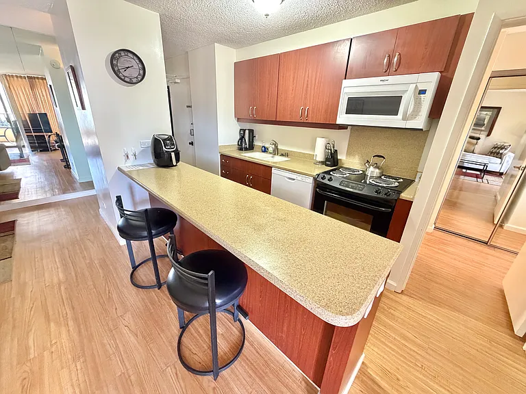 1778 Ala Moana Blvd #1402 — Photo 3