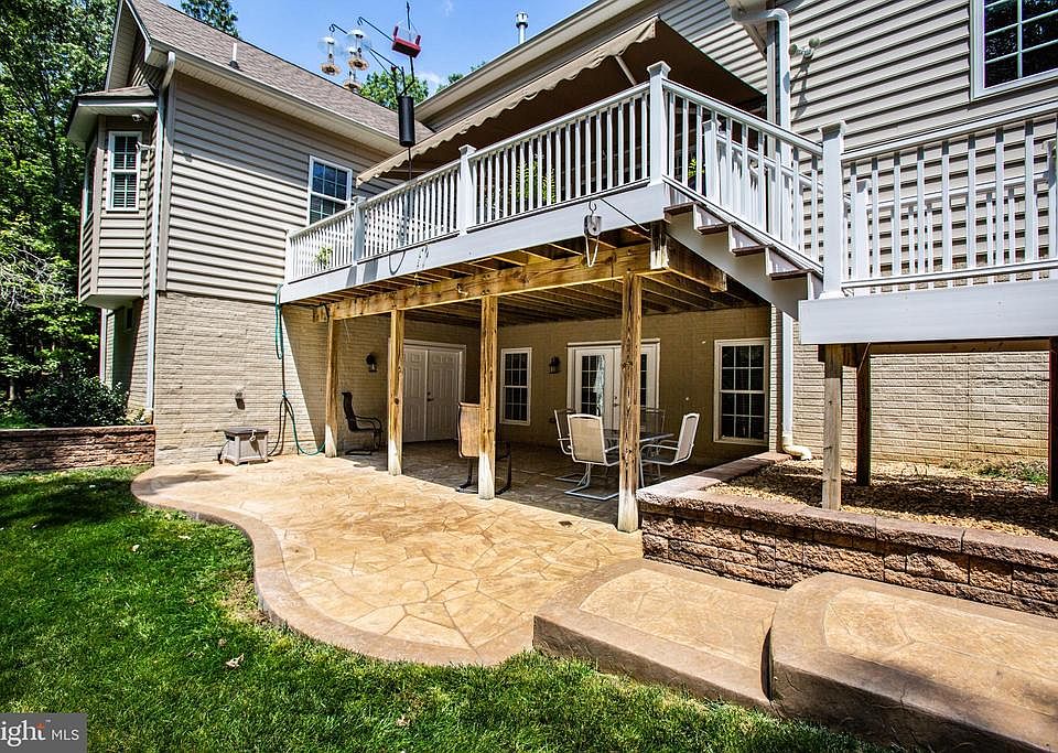 2nd image of 8804 General Griffins Ct